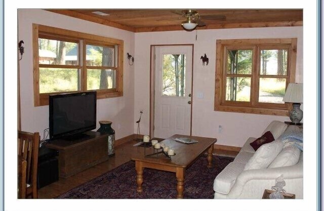 Pleasant, Private, near Everything, super Clean, Very competitive rates!