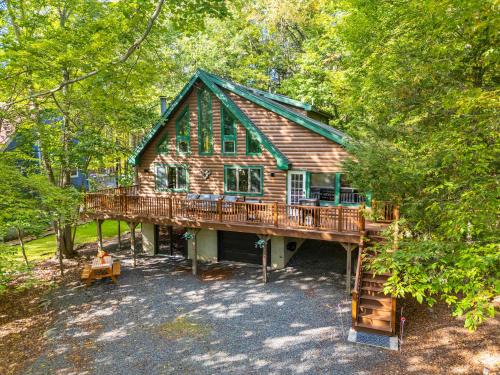 Pocono's Resort - Fire Pit Jacuzzi Winter Sports Amenities