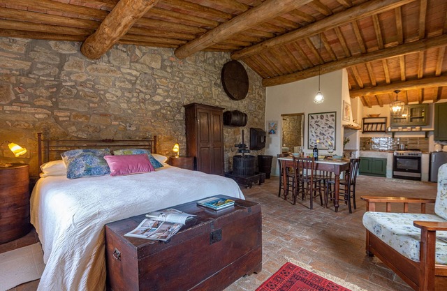 Podere Colombaio - Bucaneve chalet in historical Podere in Val d'Orcia