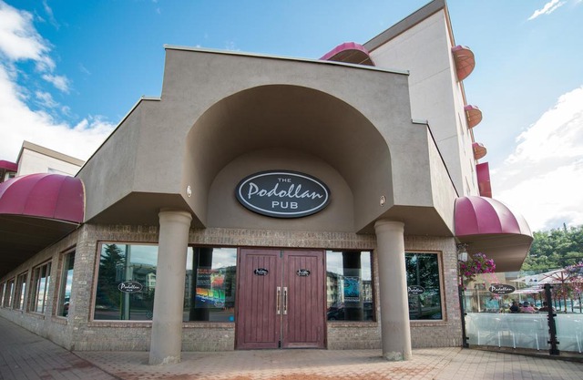 Podollan Inn - Fort McMurray