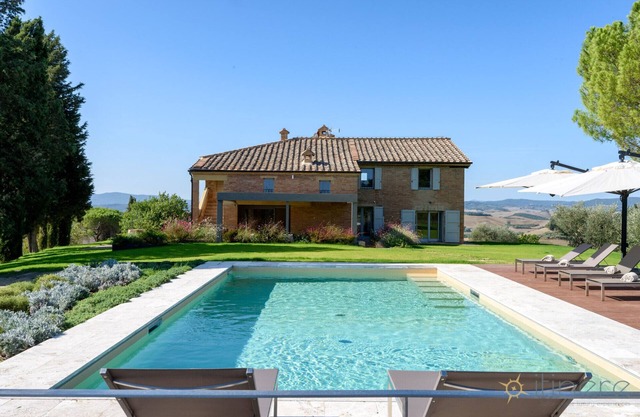 POGGIO AL SOLE - Five Bedroom Villa, Sleeps 10