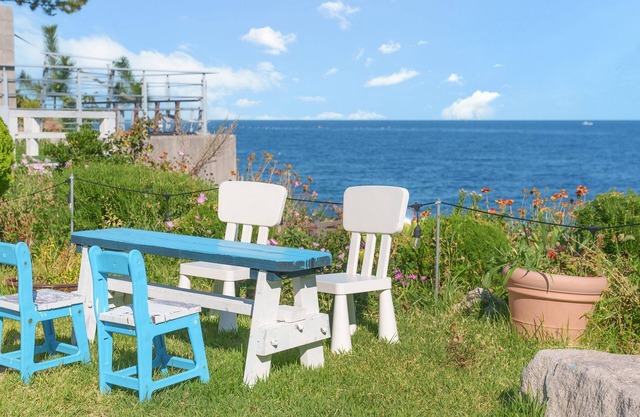 Pohang Puleungolae Caravan