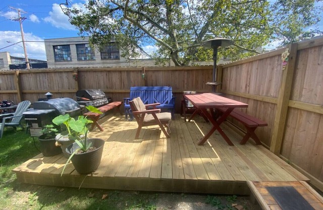 Point Breeze Duplex w/Parking