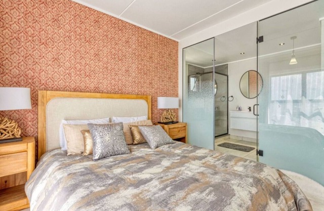 Polofields waterfall Home away from home apartment - Fili