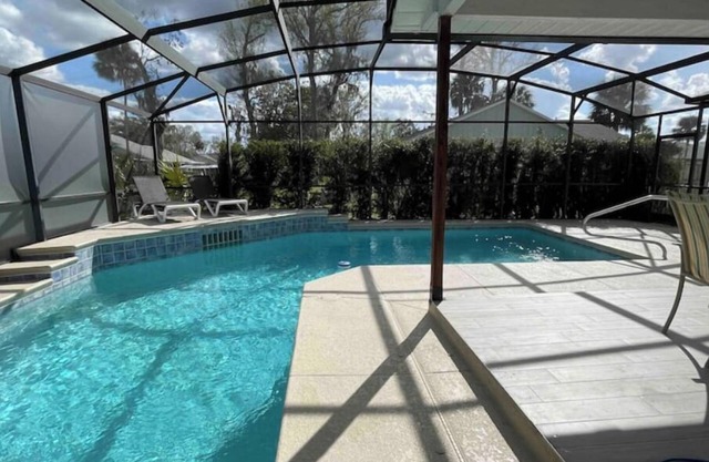 POOL House+Garage. Bring your Bikes! + 3Bed/2Bathn