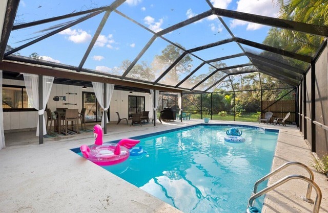 Pool Retreat in Jupiter Farms on 1.25 Acre Property