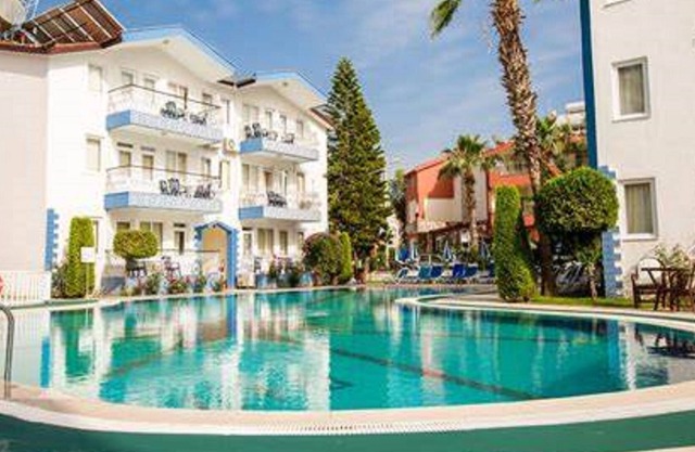 Popular 2 bed apart home in central Side with many on site amenities/ facilities