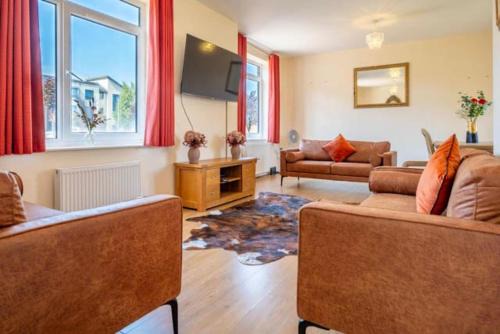 Posh Wetheringsett in Milton Keynes