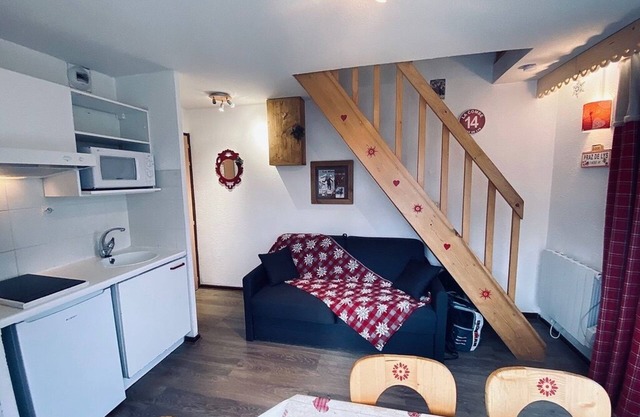 Praz de Lys resort, duplex apartment 200 metres from the ski lifts