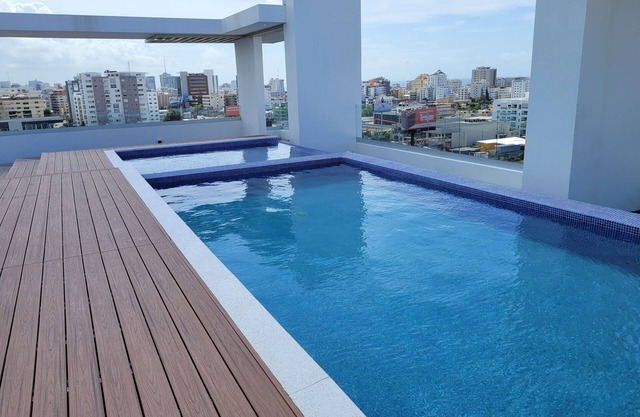 Precioso apartamento completo y moderno. Piscina, Gym, Area social.