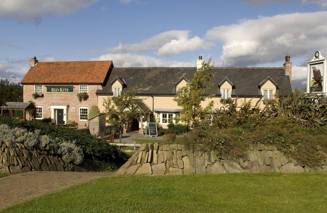 Premier Inn Wakefield South - M1 Jct39