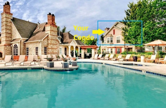 Premier Location! Bike-Friendly Contemporary Condo w/Garage on The Greenway!