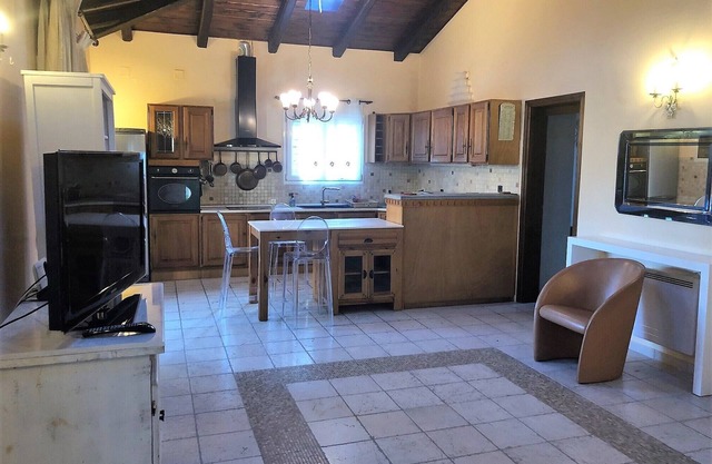 Prestige Cosy Summer Pavilon