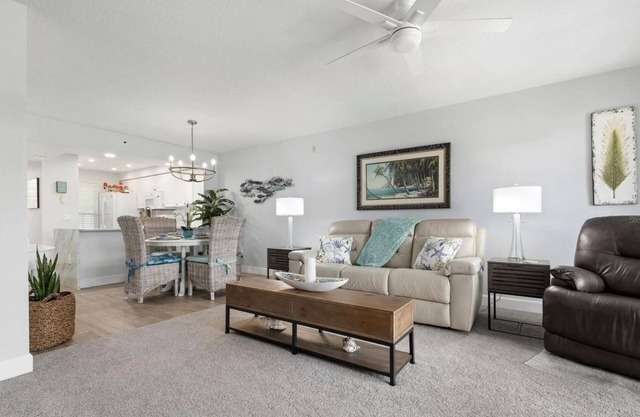 Prestigious PGA Golf & Country Club condo on 10th hole now booking for 2026!
