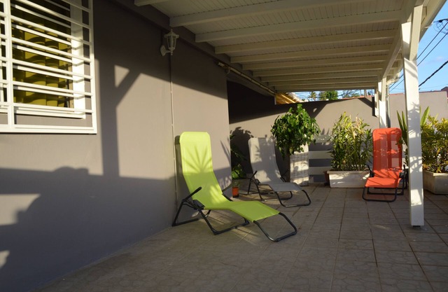 PRETTY HOME FOR HOLIDAYS IN FAMILY AND BETWEEN FRIENDS