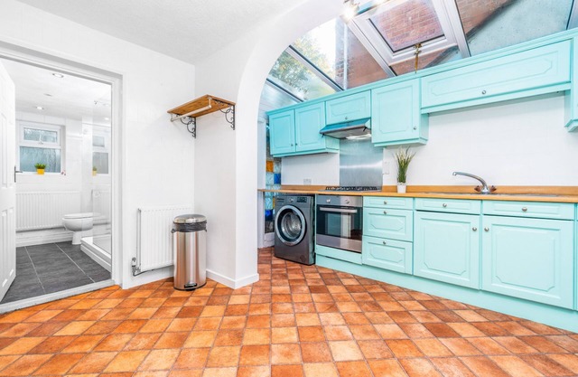 Pretty House in Popular Harborne