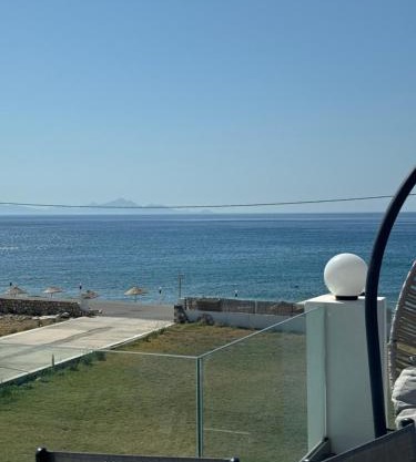 Previllage RED Apartment