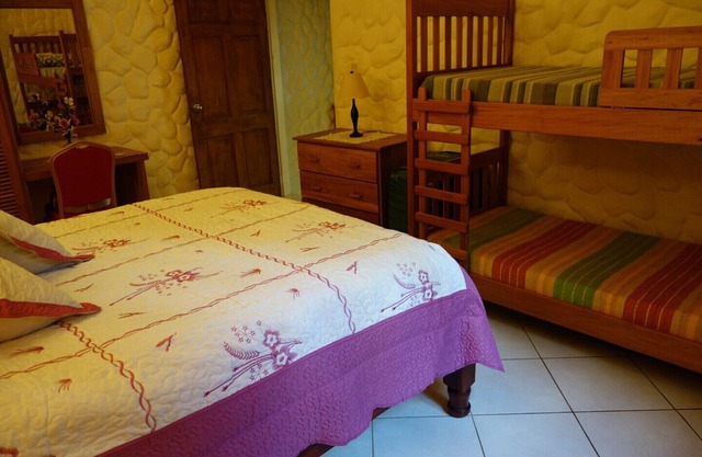 "Pride of Courland" Beachfront Apartments With Pool By The Caribbean Sea - Ap. Mot Mot