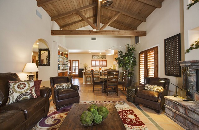 Privacy, beauty and comfort, near downtown Palm Springs