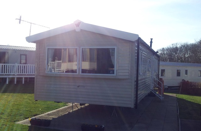 Private Beach Family & Pet Friendly, On - site Activities, Pools