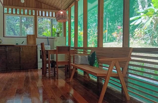 Private forest view cabin w/AC, 2 beds-restaurant and car rental on site.