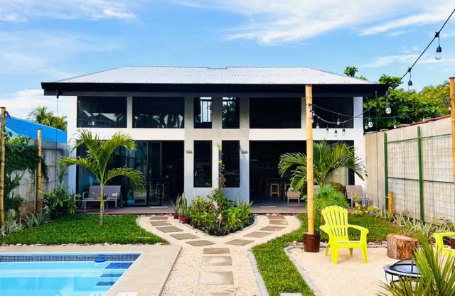 Private loft - pool and garden only for your group