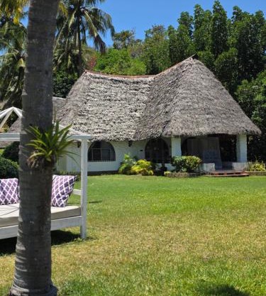 Private Luxury Villa in Marina