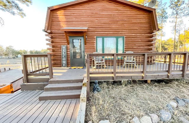 Private Mountain Cottage! King Bed * 8 Acres