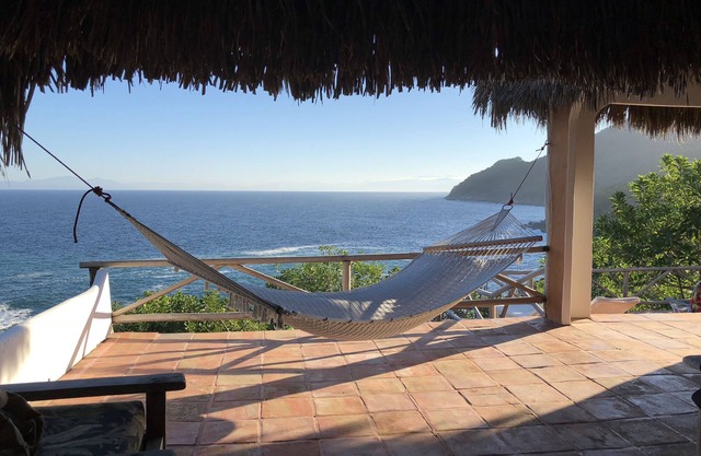 Private Oceanside Beach Retreat - Unplug and Relax