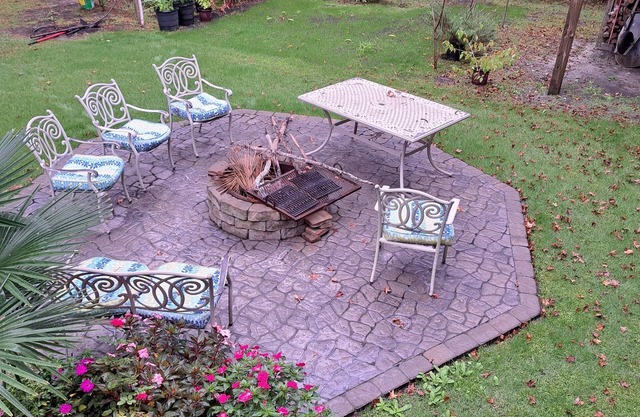 Private property home that is 10 minutes away from the nearest beach.