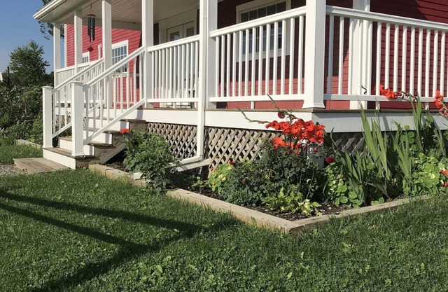 Private studio in renovated barn with EV Charging Station Available