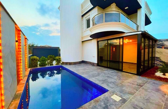 Private Swimming Pool