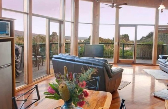 Private Two Bedroom Cottage