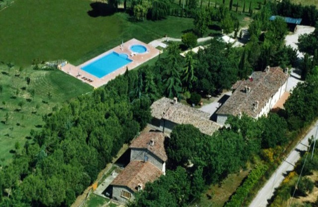 PROMOTION Frantoio-Le Gorghe di Valmarino 5km from Perugia Swimming pool WIFI