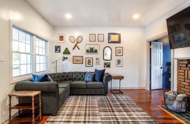 Pruett Place Downtown Home