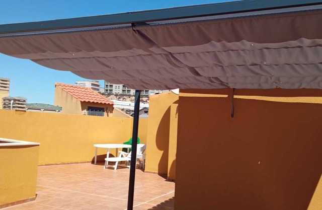 PTO2: 2 bedroom apartment, 2 communal swimming pools in puerto de mazarron