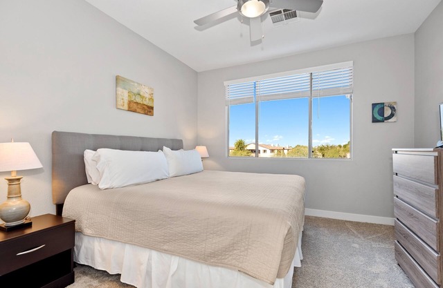 Pure Suites 2 Bed Scottsdale McDowell Mountain Ranch Gym Pool