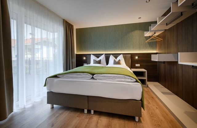 Pustrabase - Sambock Quarter - App. PLATTE