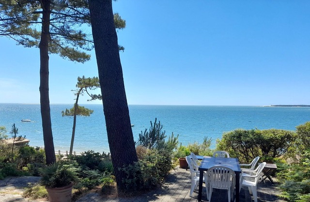 Pyla-sur-mer Villa en Front de Mer, Avec Accès Direct et Privatif à la Plage