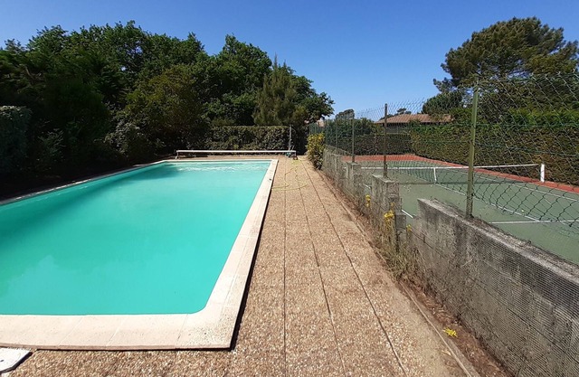 Pyla-Sur-Mer VILLA 5 bedrooms - Swimming pool - private tennis court