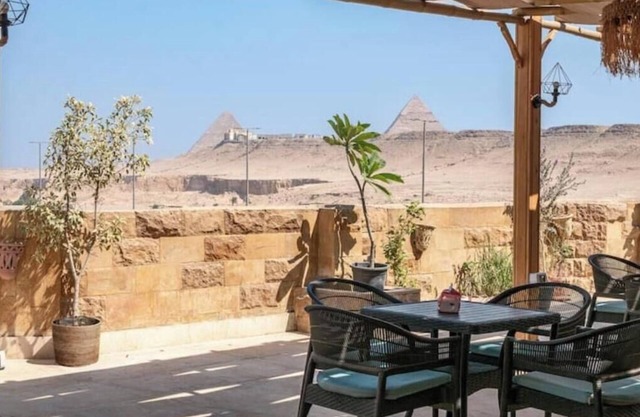 Pyramidia Serene Rooftop & Pool, Studio 603