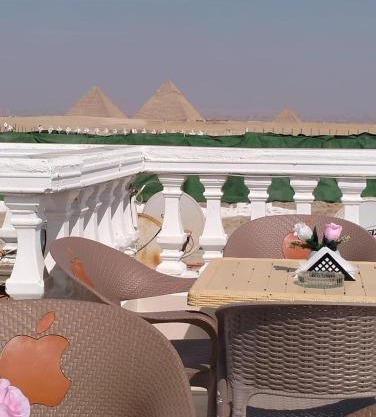 Pyramids High View Inn