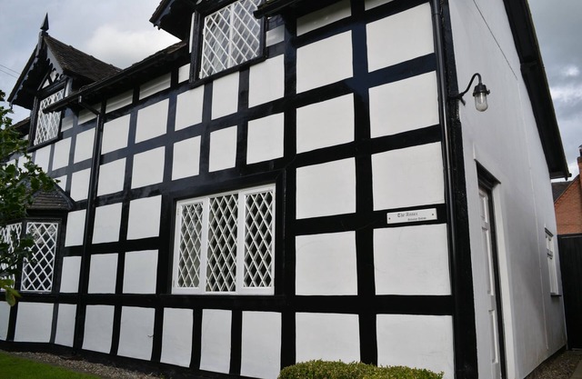 Quaint cottage on the village green