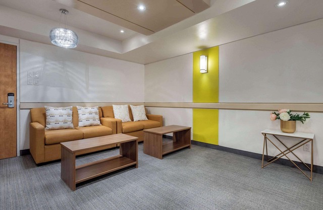 Quality Hotel Dorval