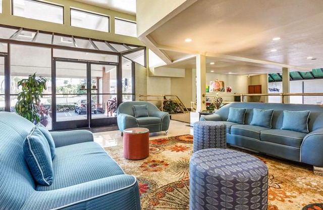 Quality Inn & Suites Irvine Spectrum