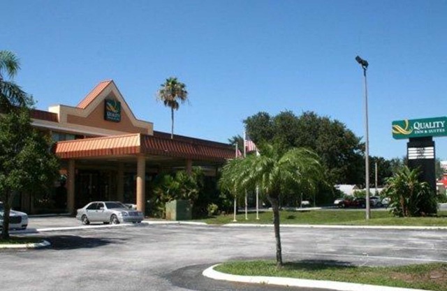 Quality Inn & Suites Tarpon Springs South