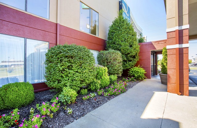 Quality Suites Paducah