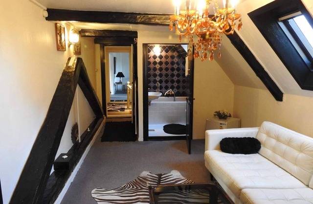 Queen Suite in a Hotel in Tranekaer