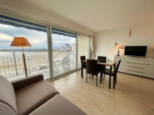 Quiberon - Studio Vue Mer 50m² - Animaux admis, Parking, WiFi - FR-1-478-107