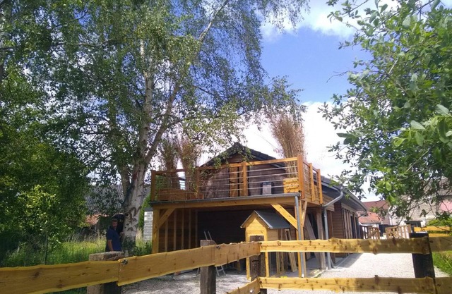 Quiet chalet with terrace, near outdoor activities